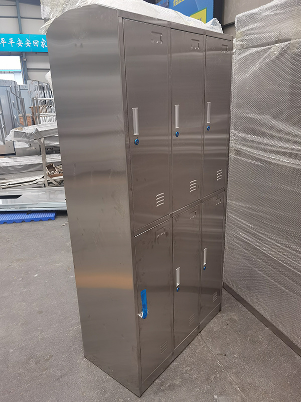 Stainless-steel-locker-(1)